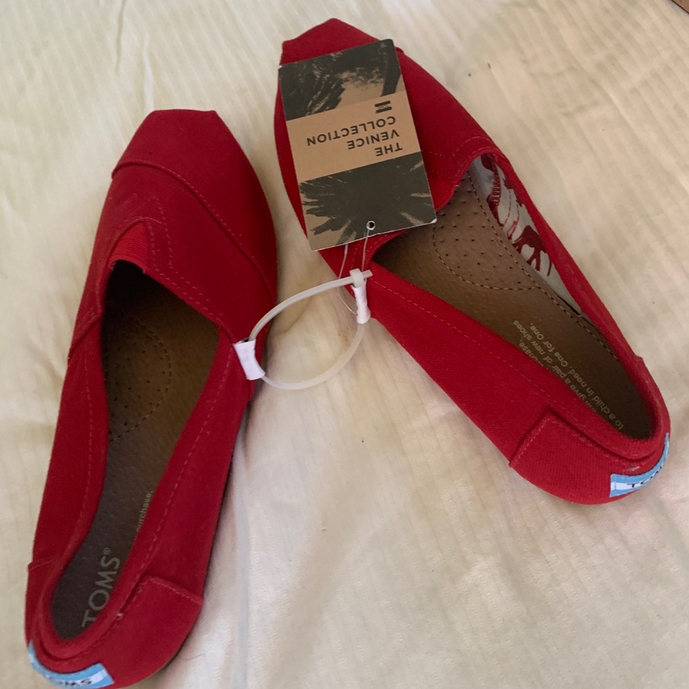 Red Classic and Comfortable Toms!